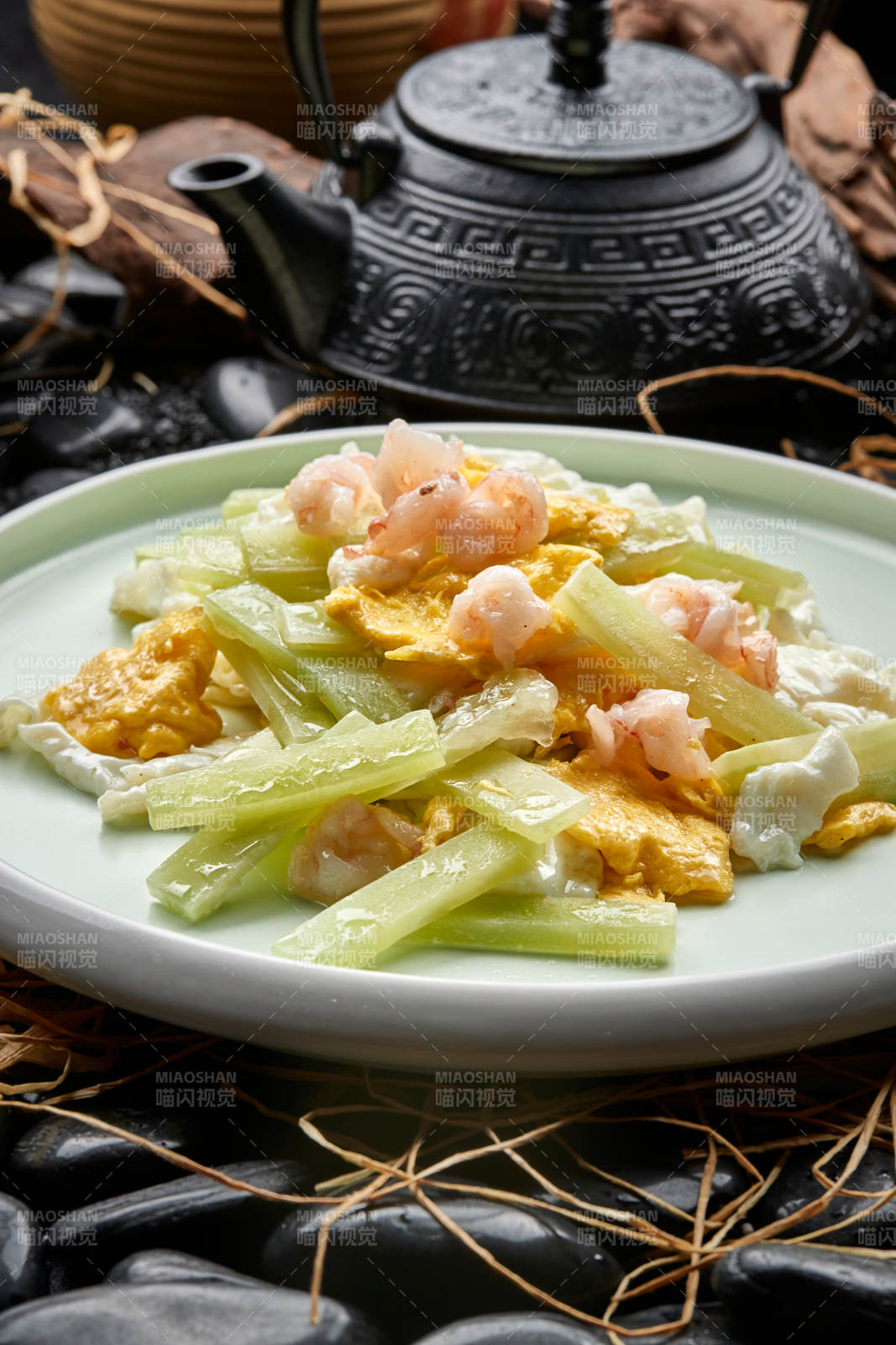 西芹芙蓉炒蛋大蝦仁