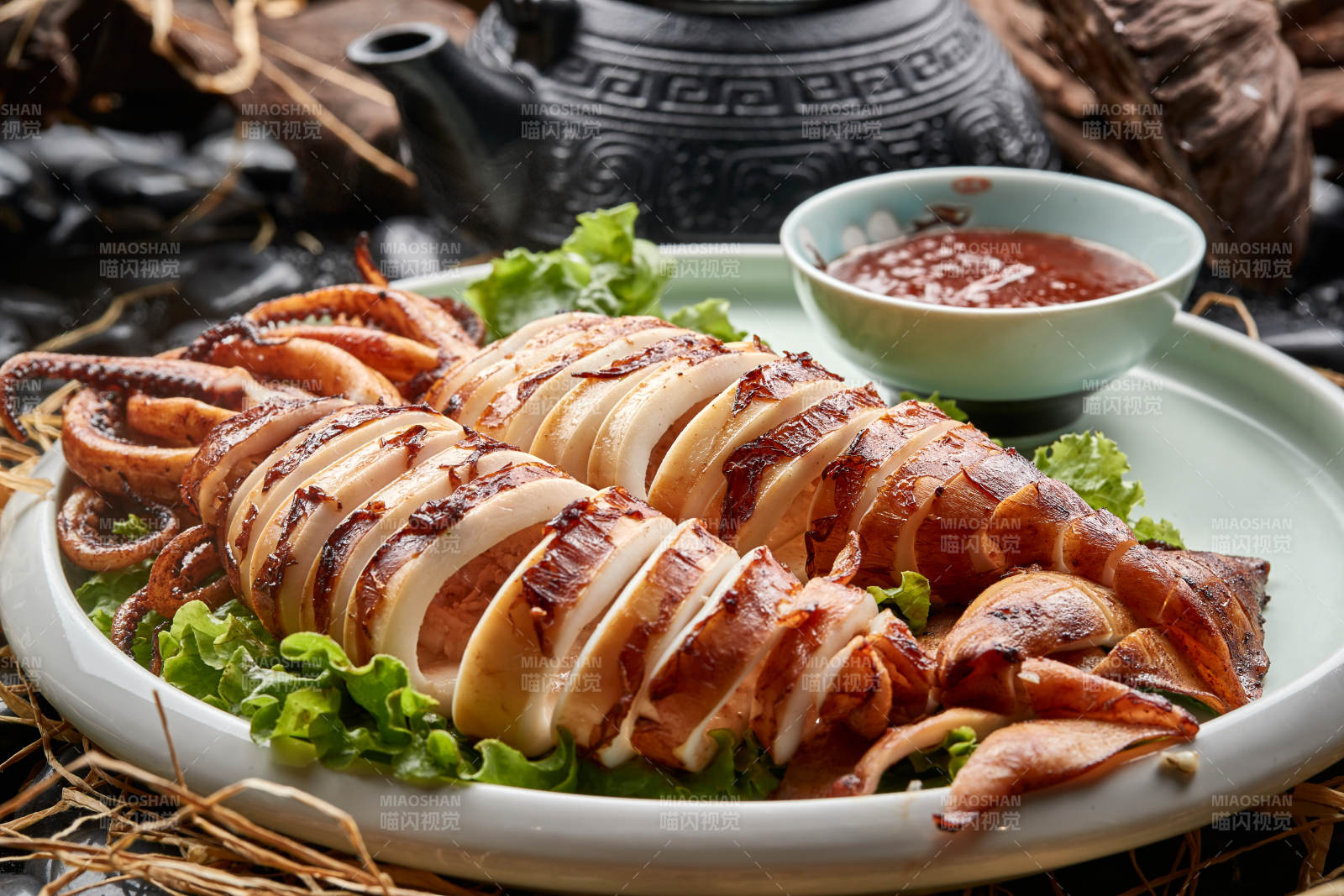 酱爆深海大鱿鱼配蘸酱