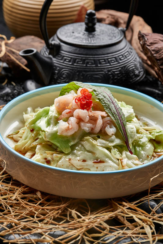 醬爆手撕包菜配蝦仁