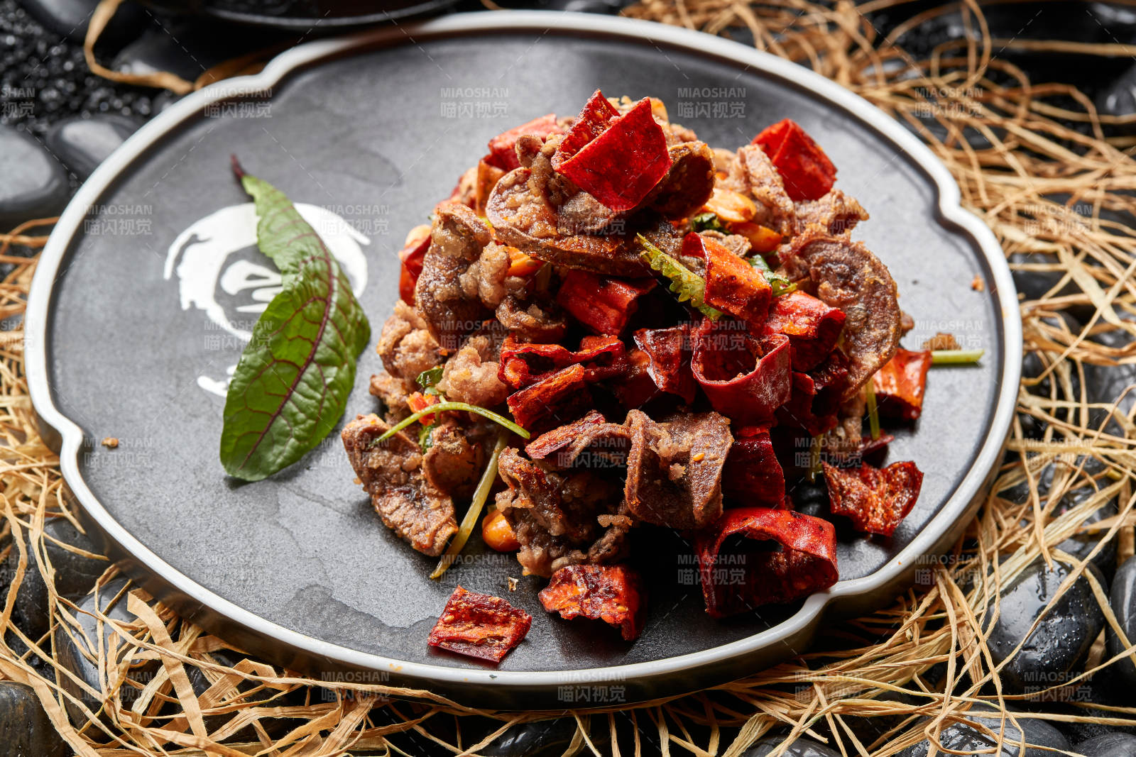 香辣紅椒果仁炸腰