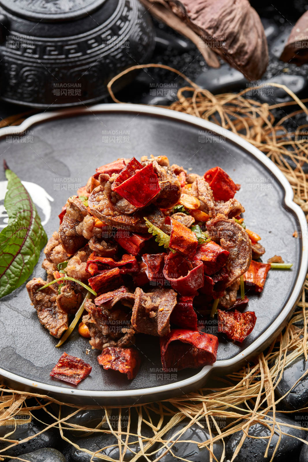 香辣紅椒果仁炸腰