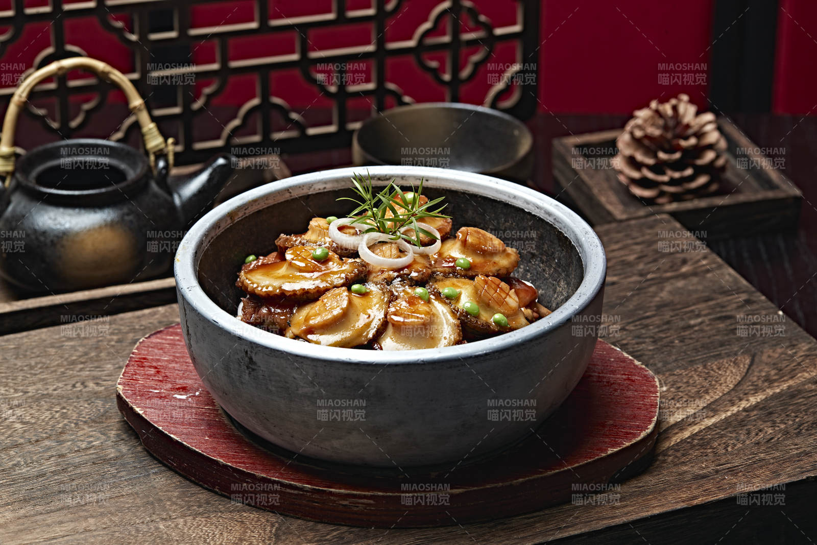 石鍋豬腳煨鮑魚