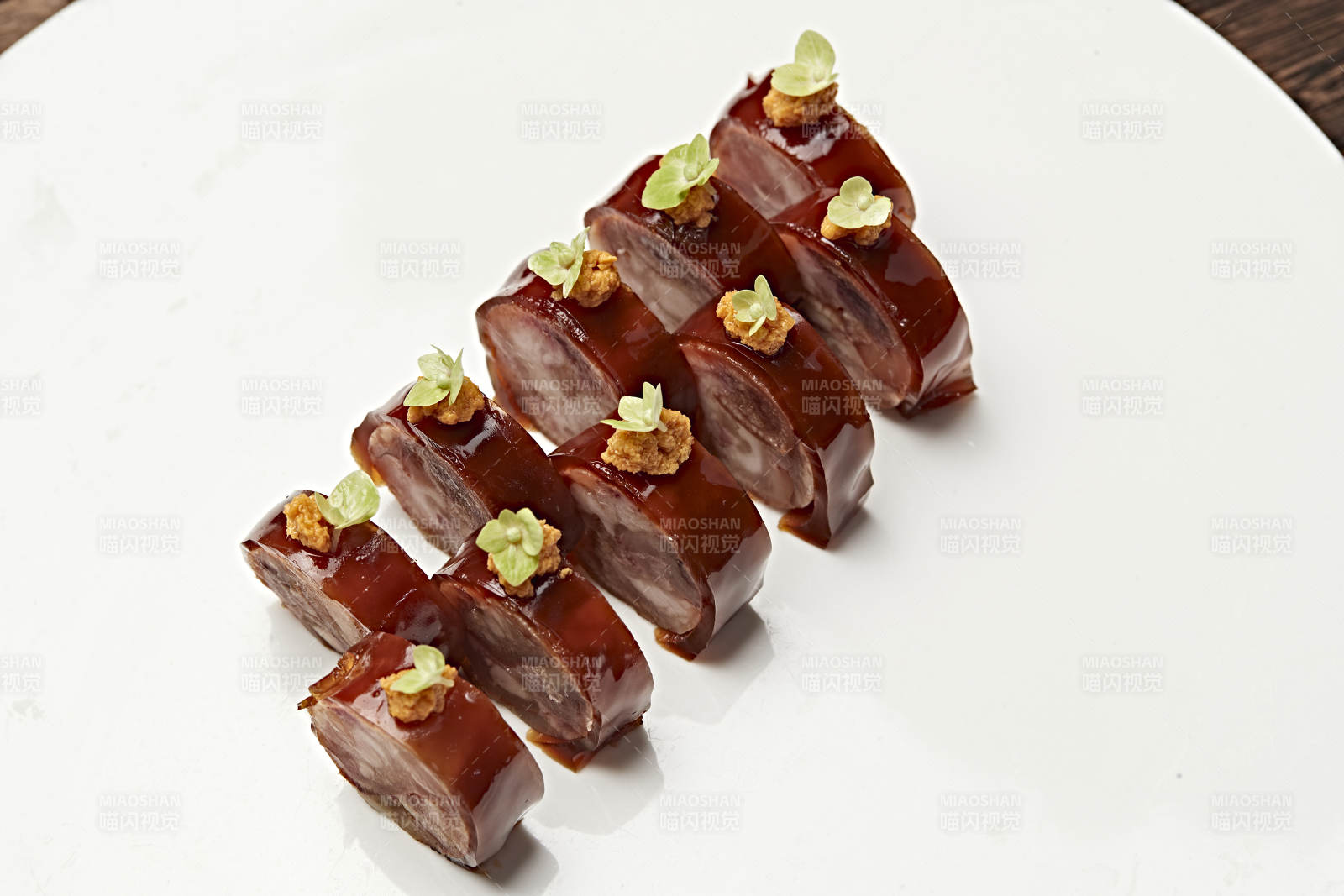 五香皮冻压肘花切片