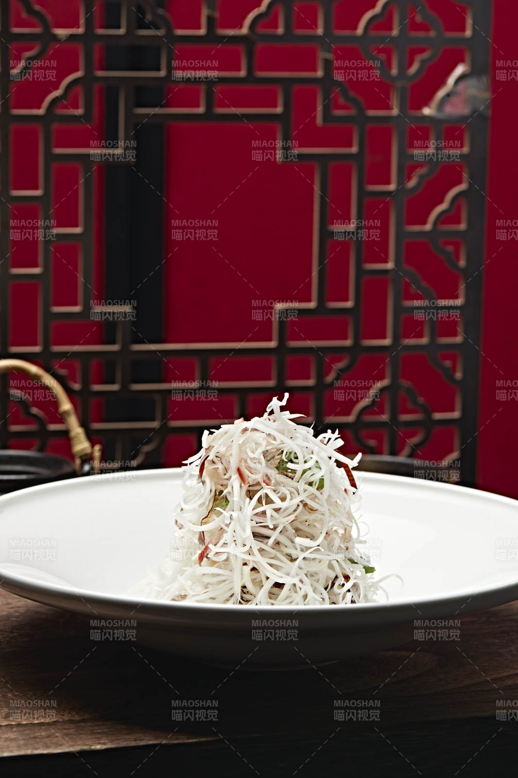 鱿鱼丝凉拌白菜丝