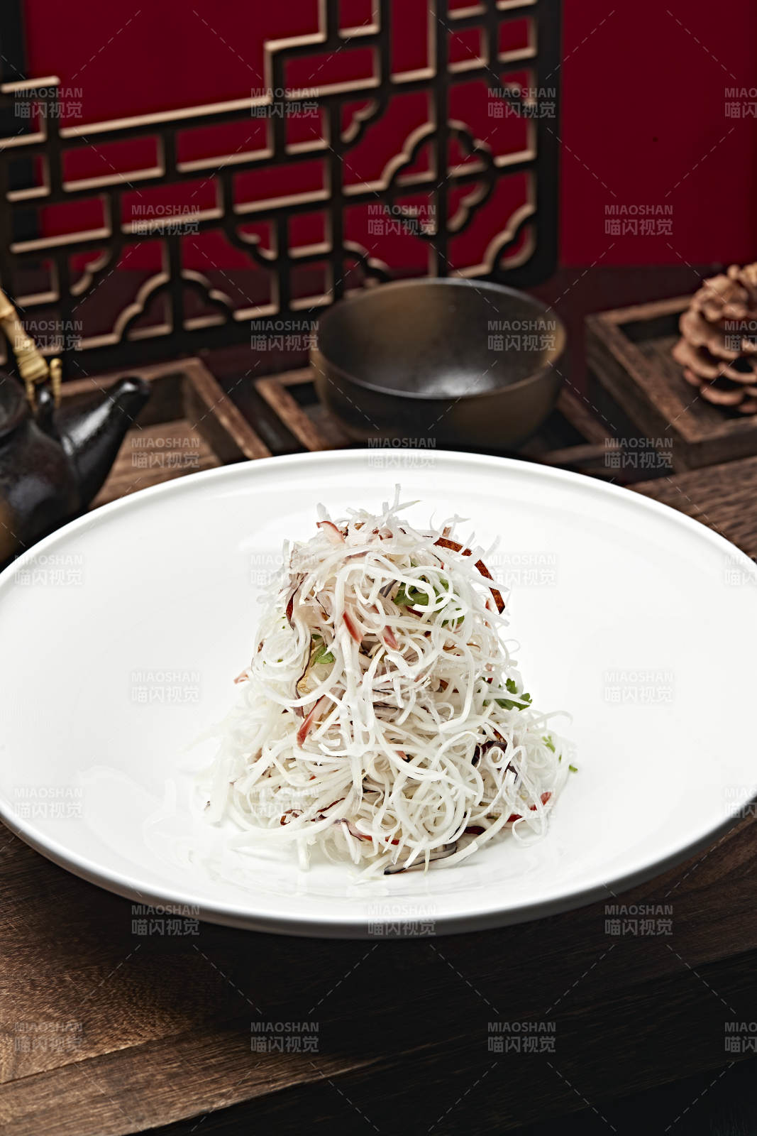 鱿鱼丝凉拌白菜丝