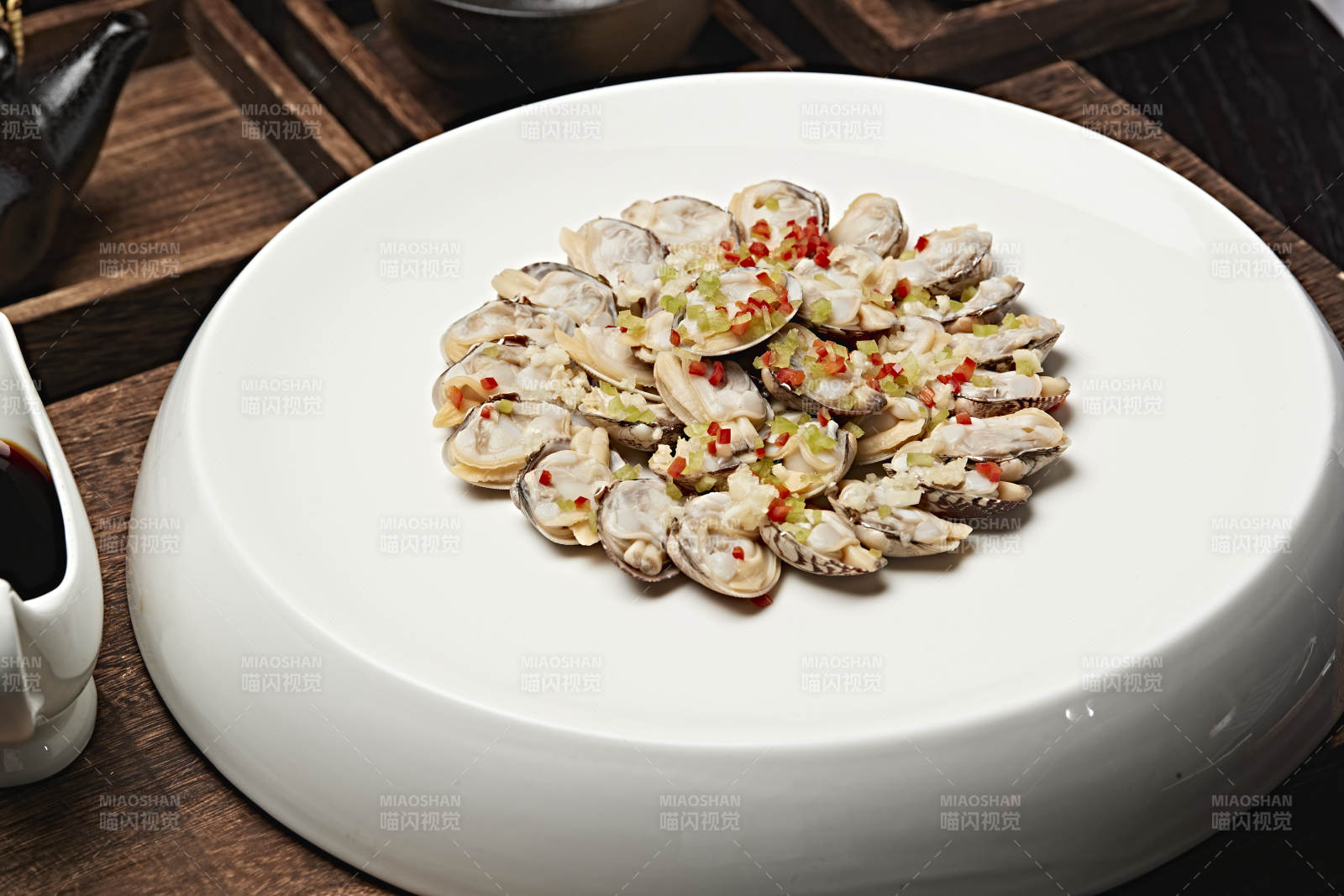 辣椒蒜蓉蒸花蛤