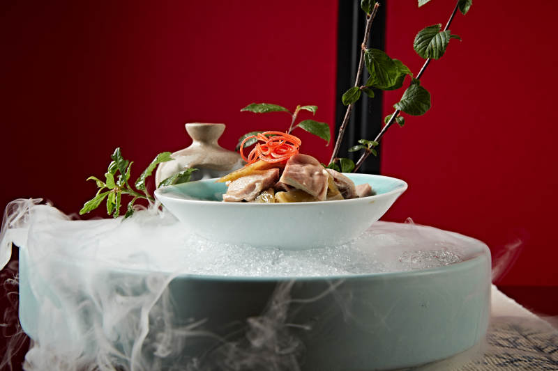 腌酸雪菜配豬肚片