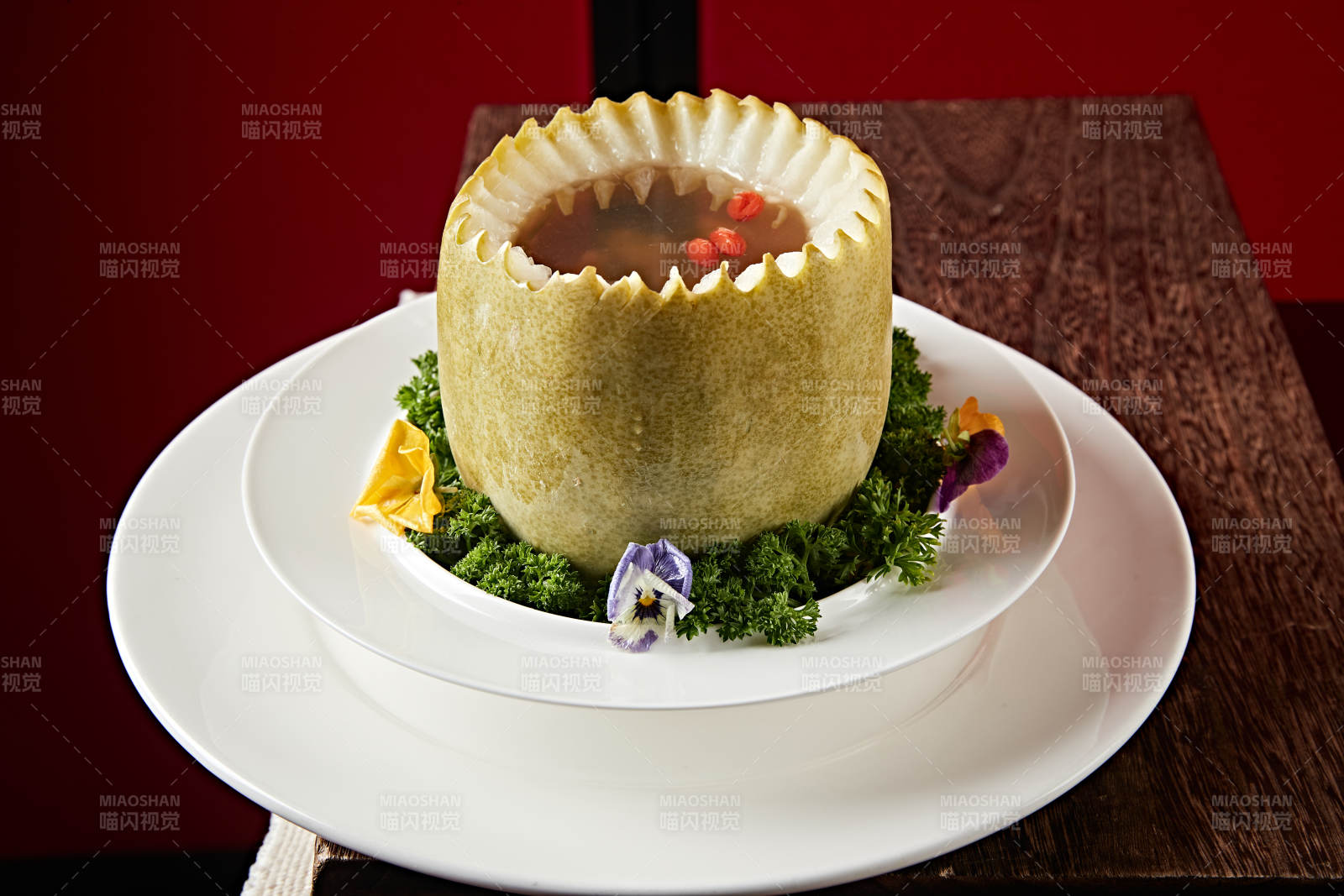 烏雞花膠冬瓜盅