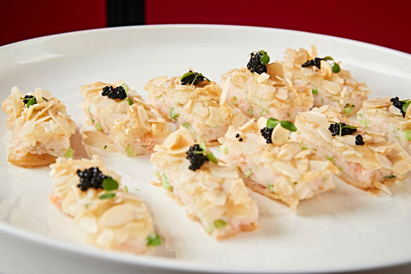 虾肉杏仁饼配黑松露