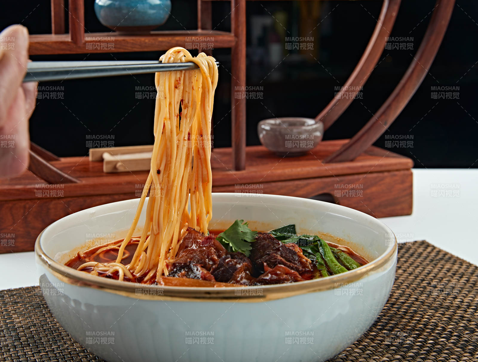 红油重庆牛肉小面