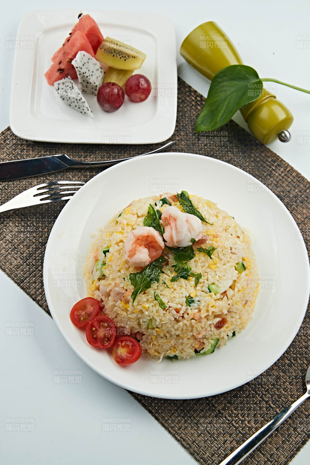 火腿蝦仁蛋炒飯