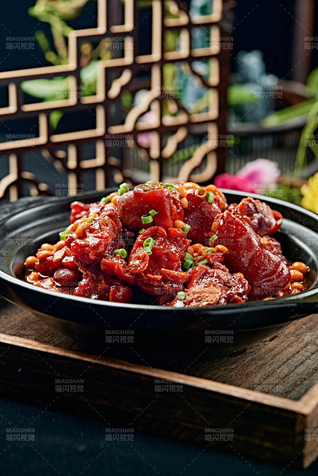 砂锅黄豆焖猪手