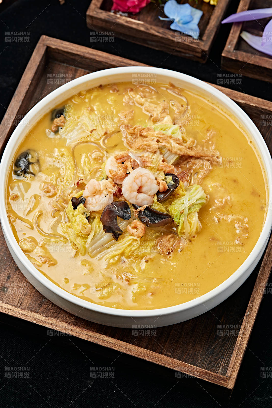 津菜浓汤炖八珍