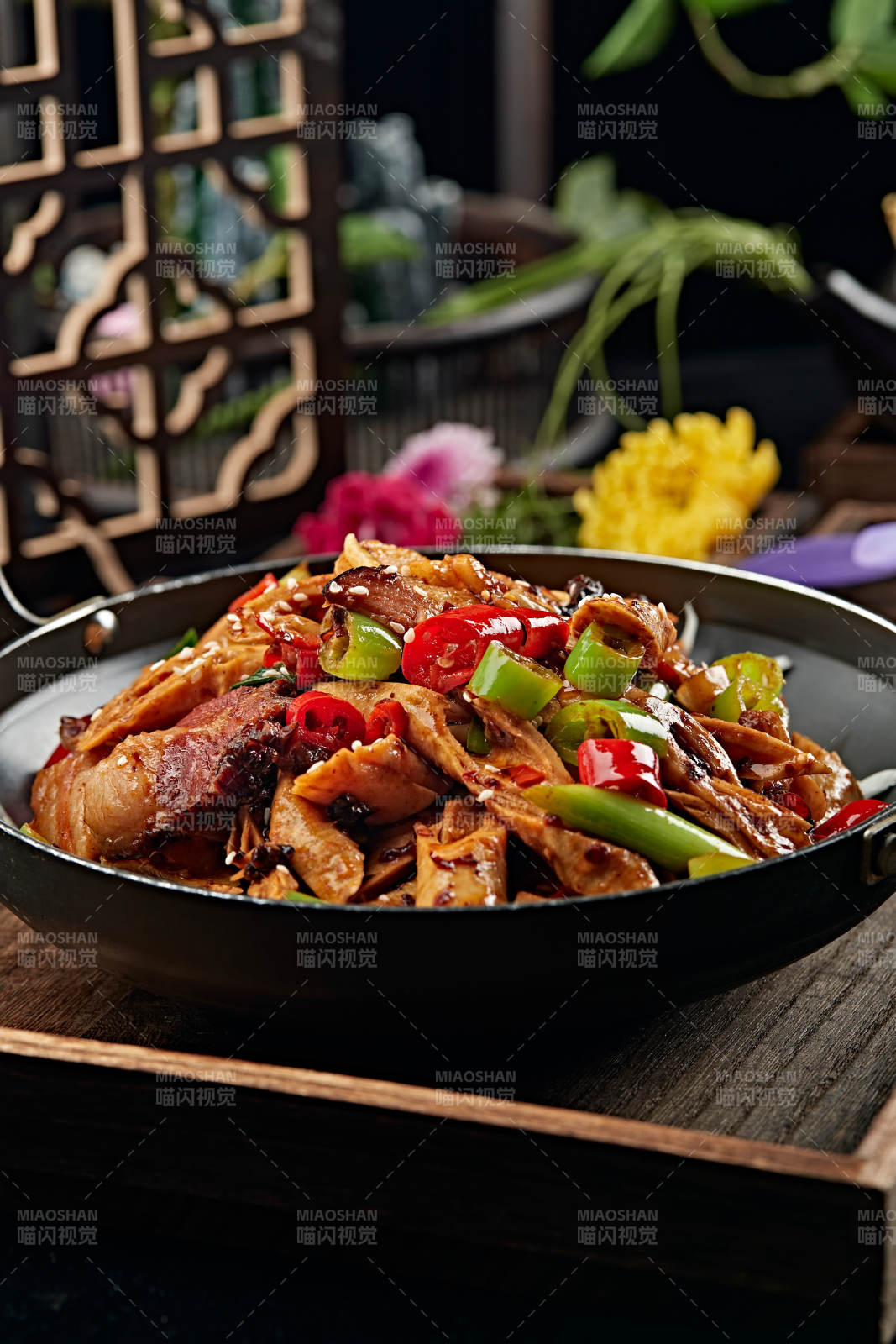 锅仔湘味腊肉豆干子卷