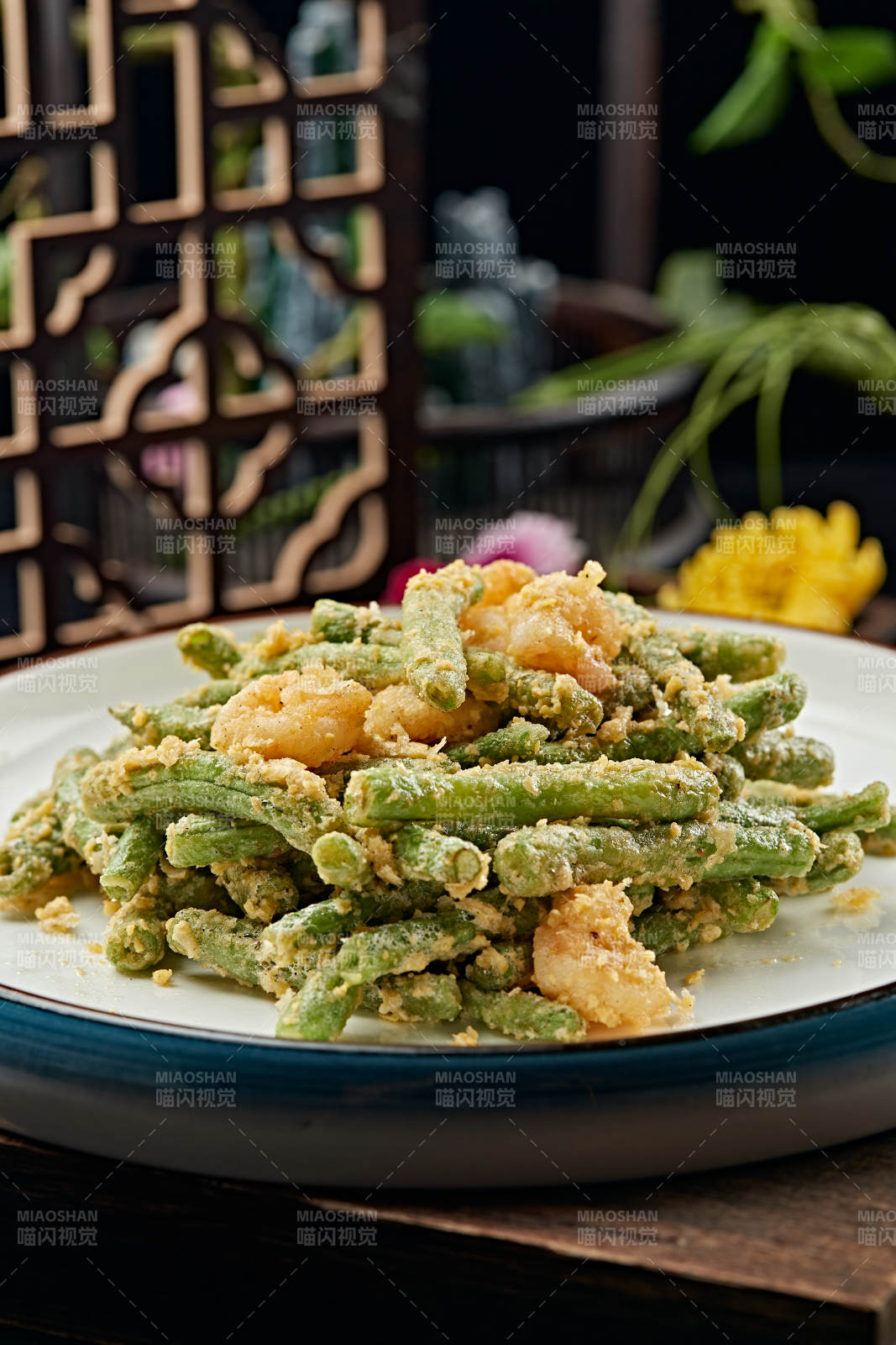 咸蛋黄焗大虾仁豇豆角