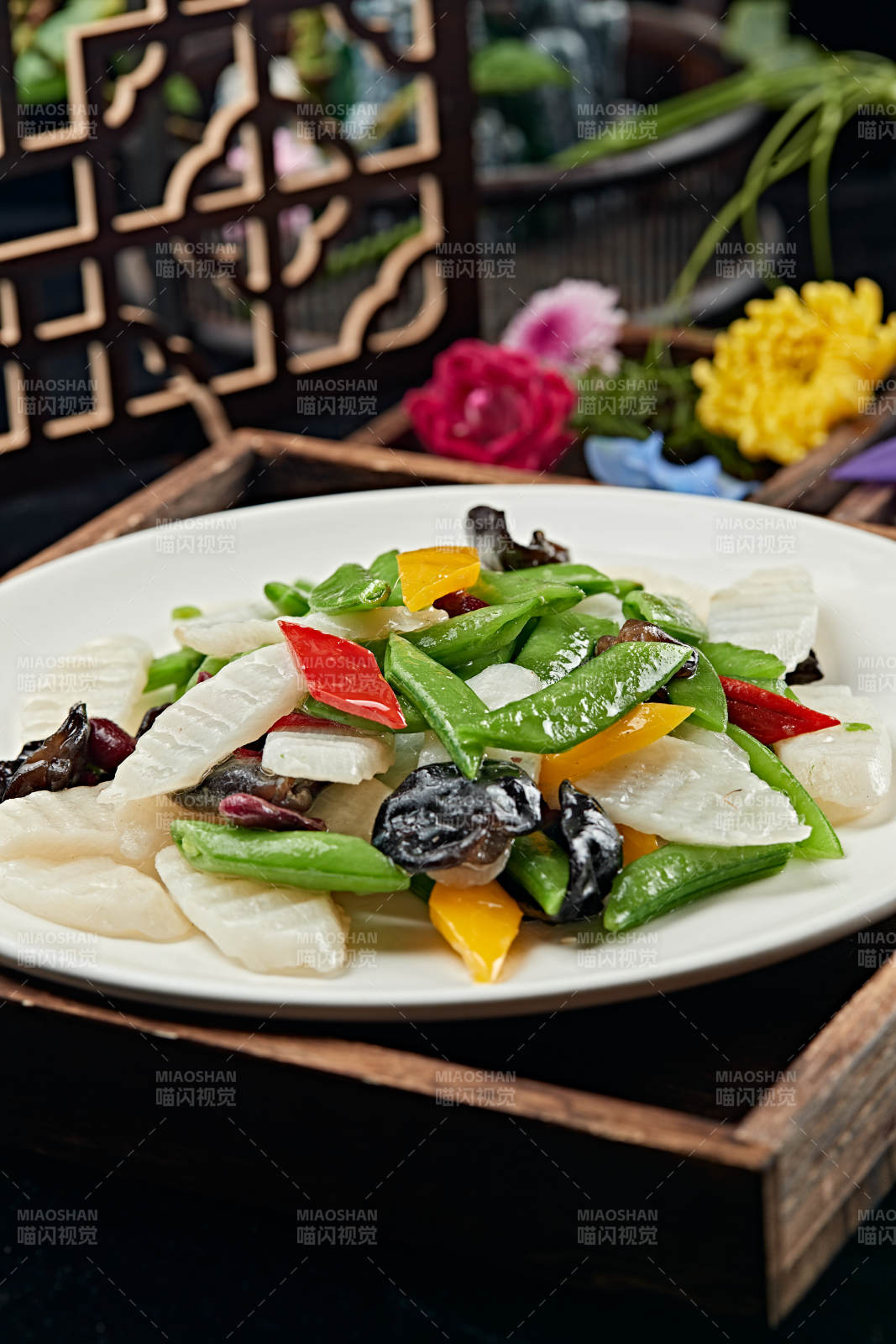 粤菜小炒荷塘月色