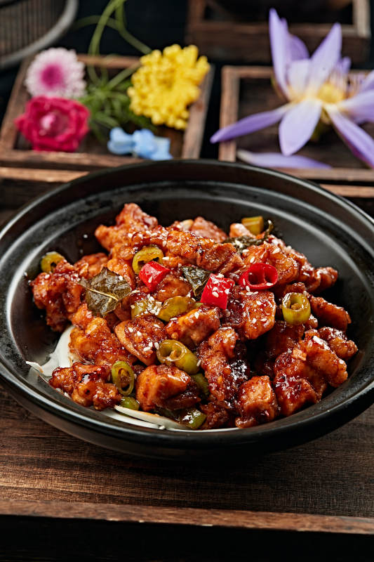 砂锅台湾三杯鸡