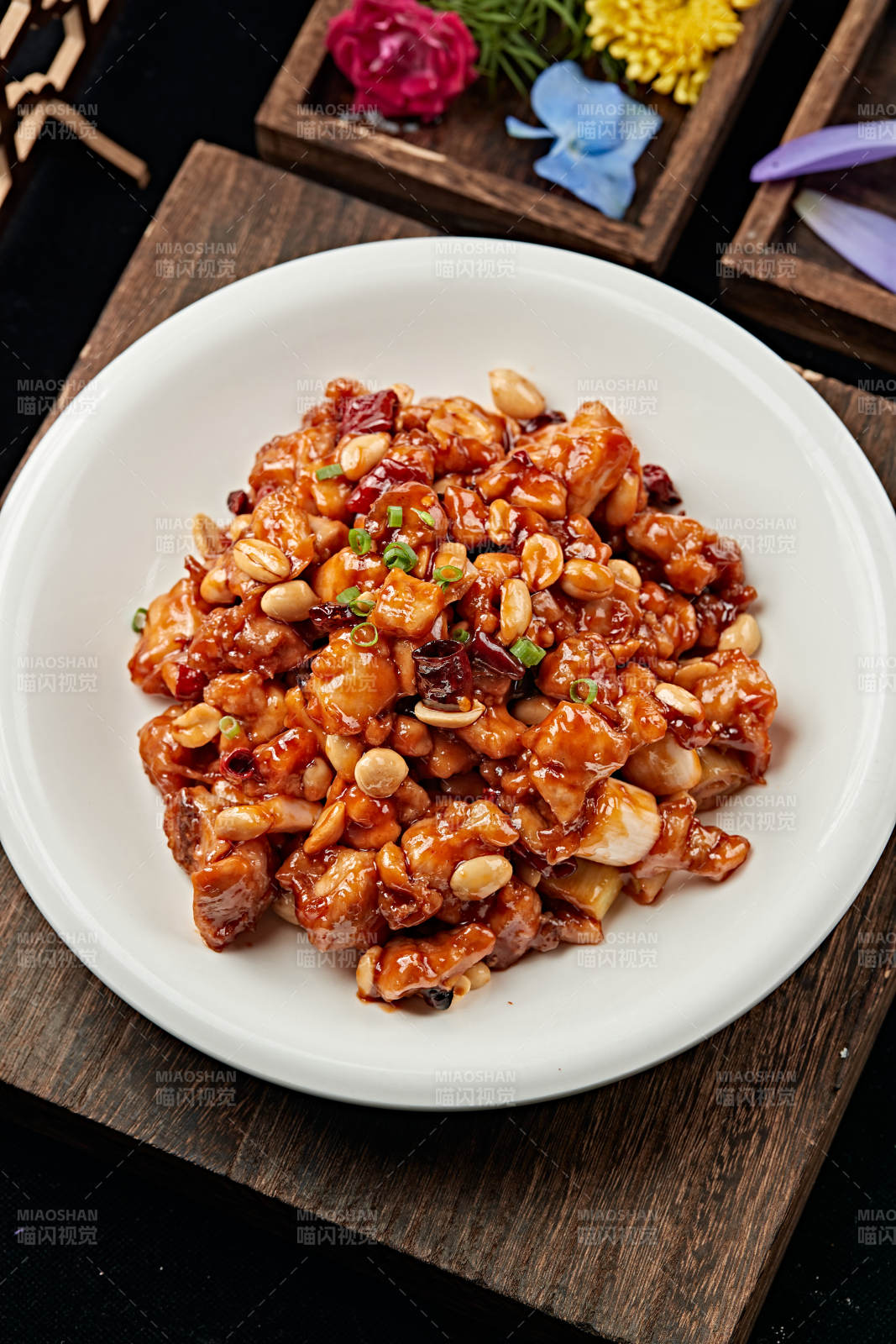 传统川菜宫保鸡丁