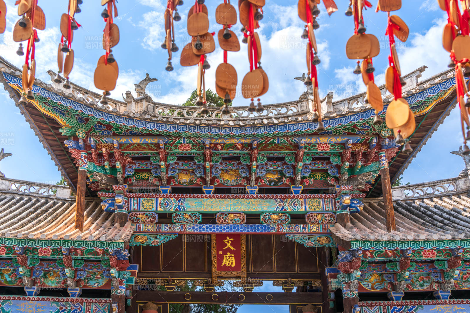 云南大理巍山古城文廟正門牌樓文廟古建筑