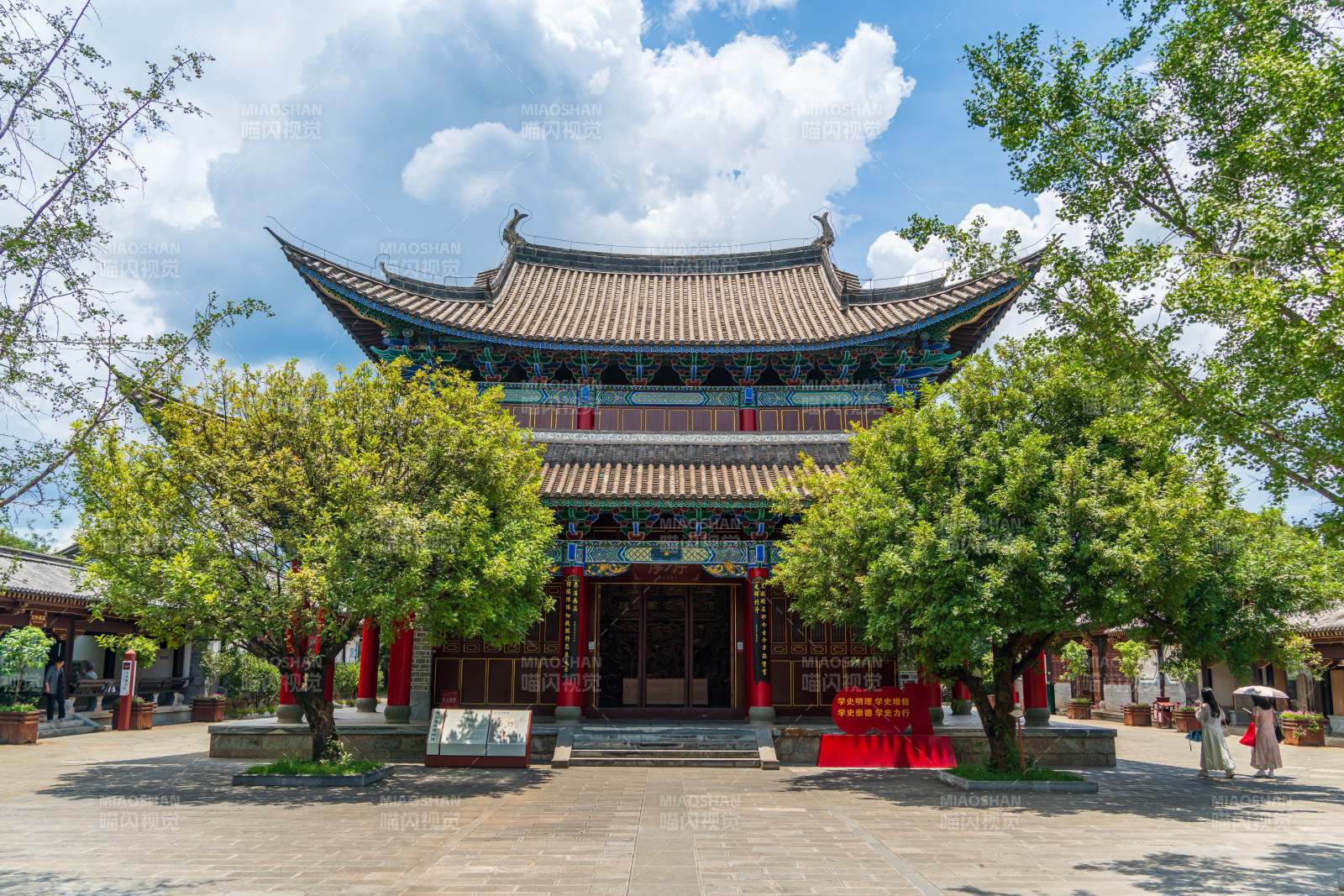 云南大理巍山古城南诏博物馆的中式传统建筑