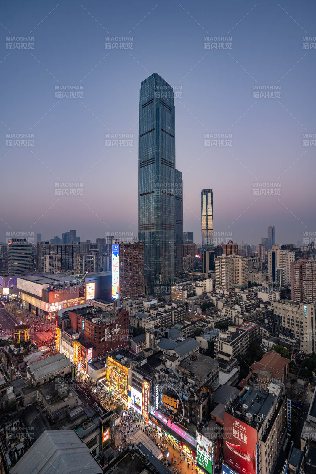 长沙黄兴广场与ifs同框