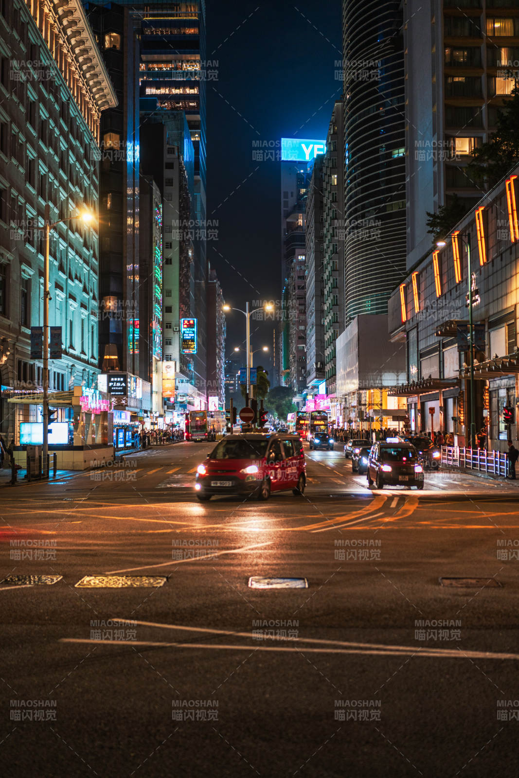 香港尖沙咀彌敦道夜景