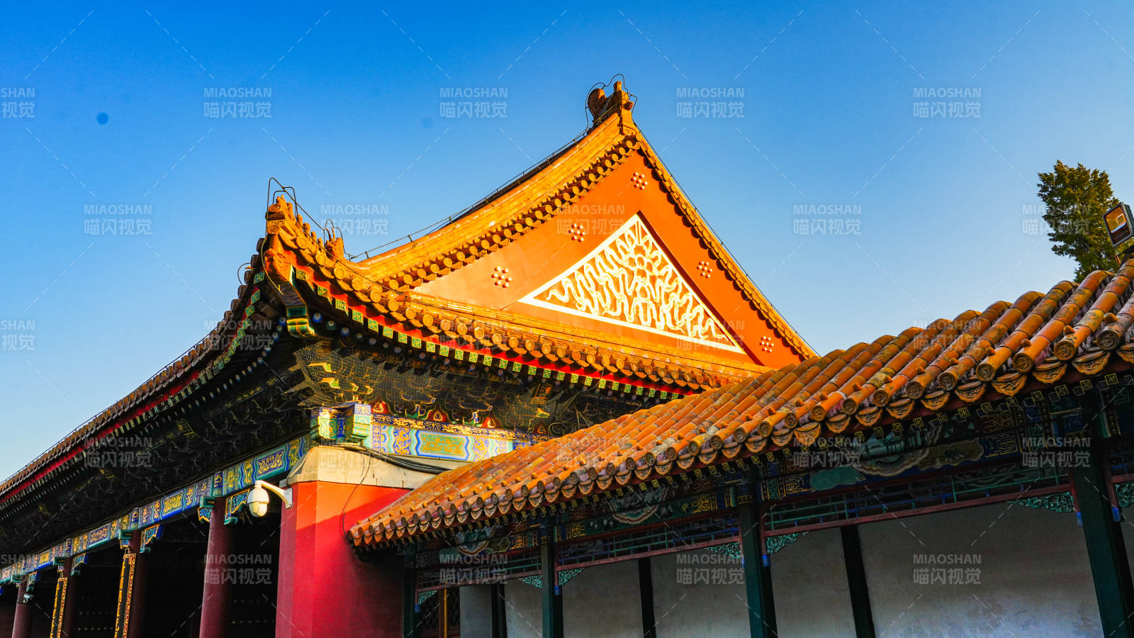 颐和园古建筑飞檐翘角