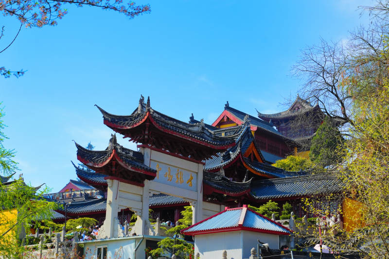 古寺春景鸡鸣寺