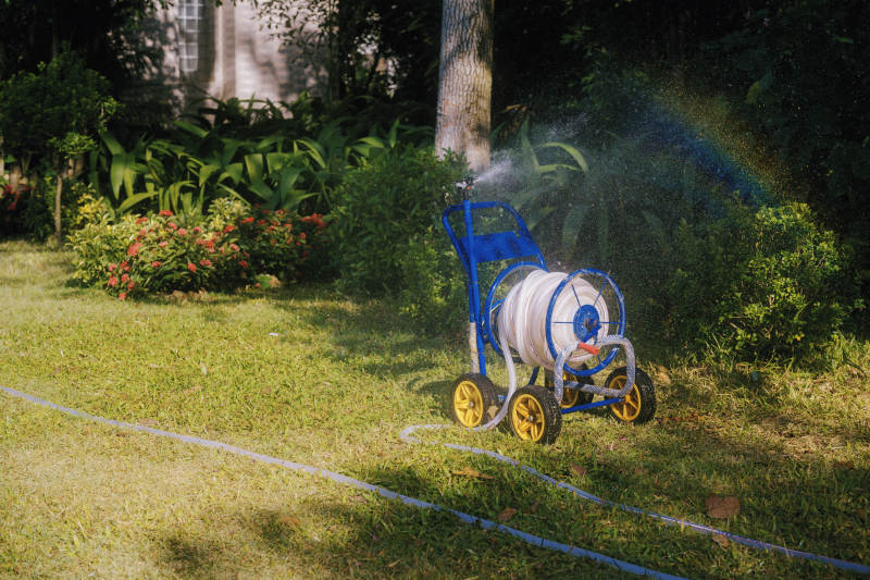 花园浇水车