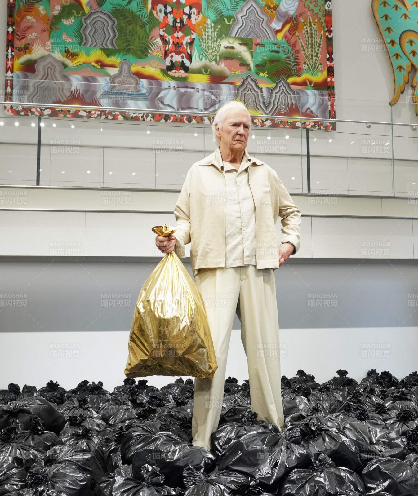 美术馆里的“拾荒者”