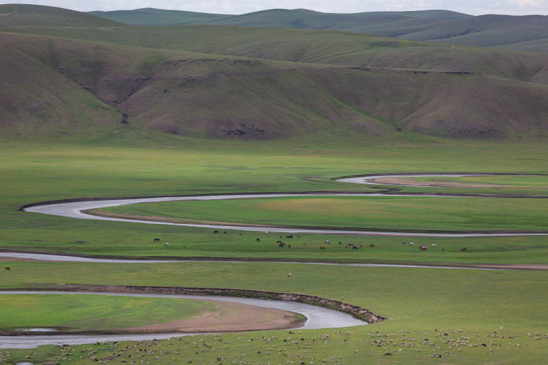 呼伦贝尔草原蜿蜒河