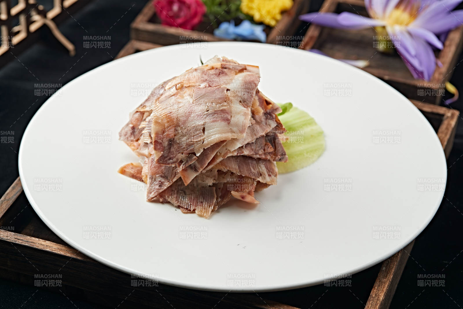 凉菜切片柴沟堡熏肉熏肘花