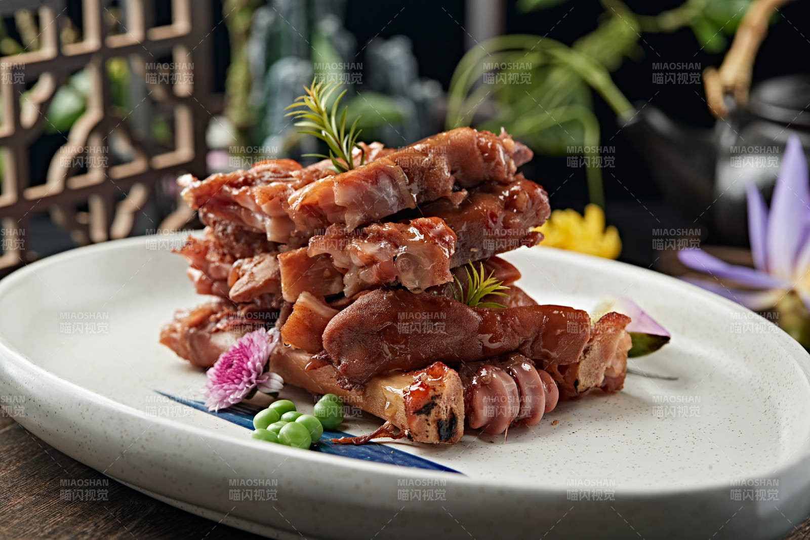 手掰腊味卤羊蹄块