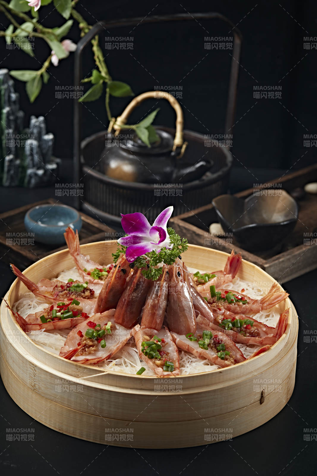 蒜蓉粉絲蒸開背大蝦