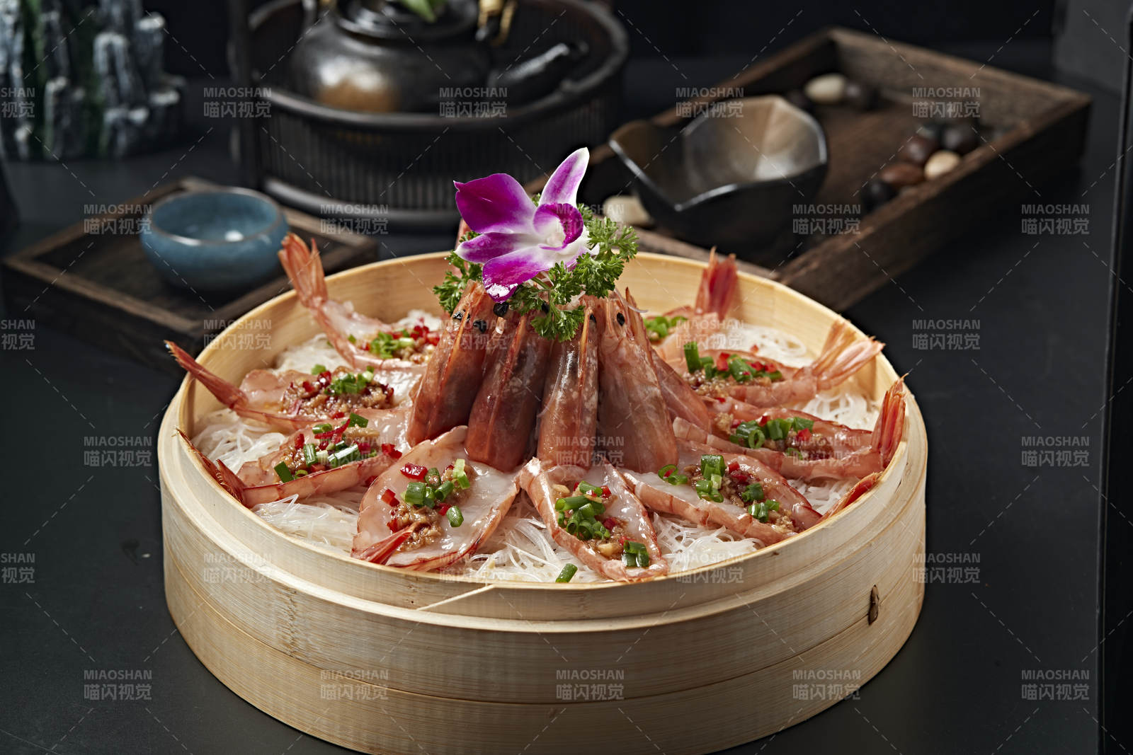 蒜蓉粉絲蒸開背大蝦