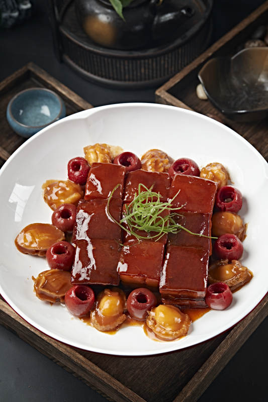 山楂鲍鱼红烧肉