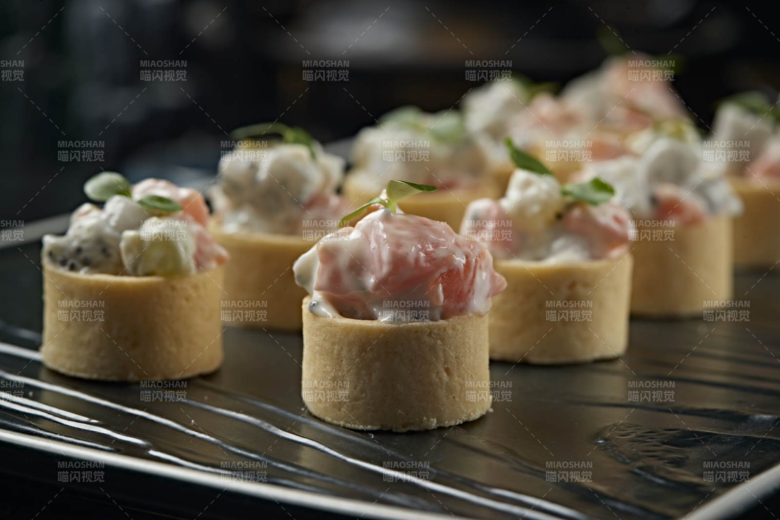 果蔬金枪鱼粒沙拉