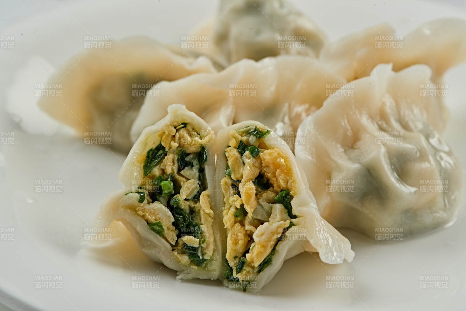 手工韭菜鸡蛋馅饺子