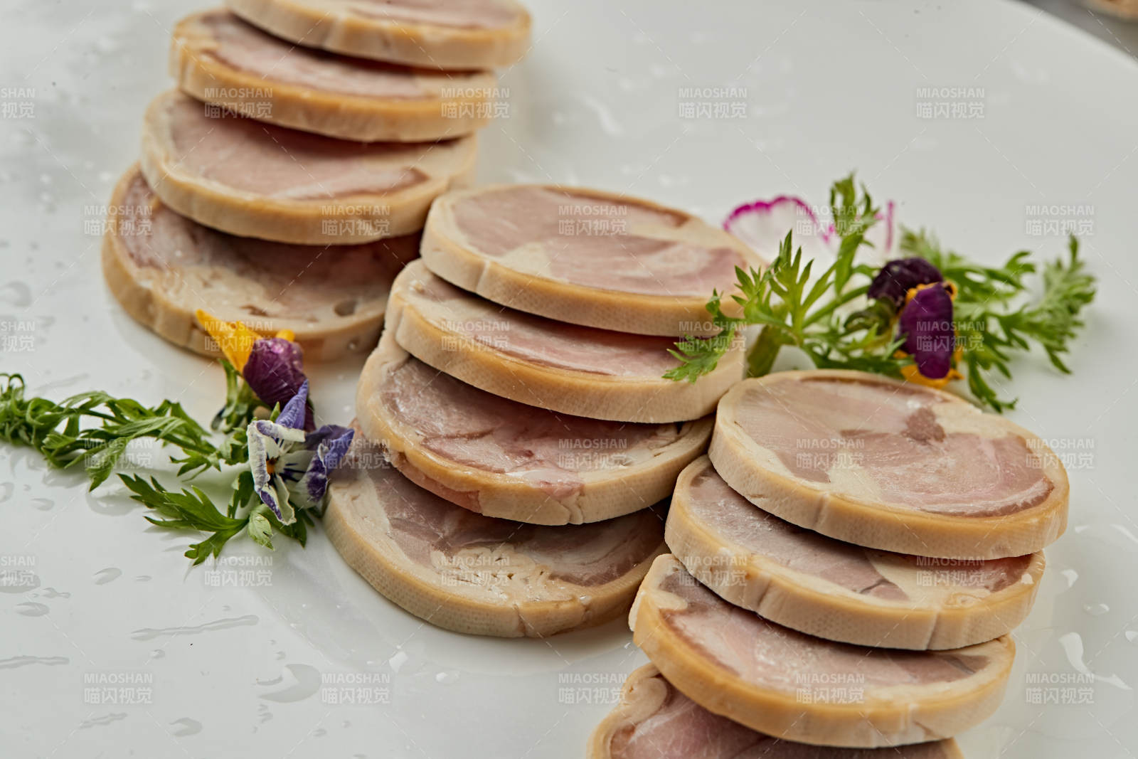 柴溝堡豆皮熏肉卷