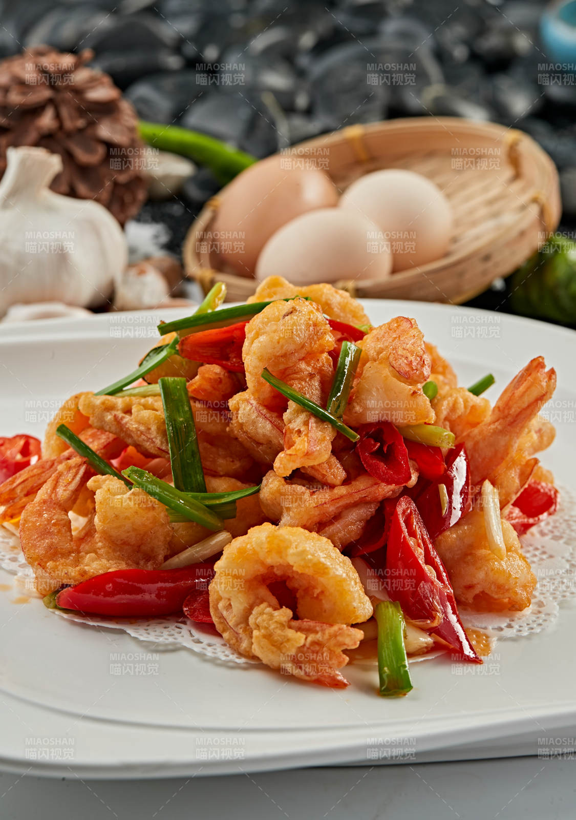 鲜辣椒天妇罗炸大虾尾