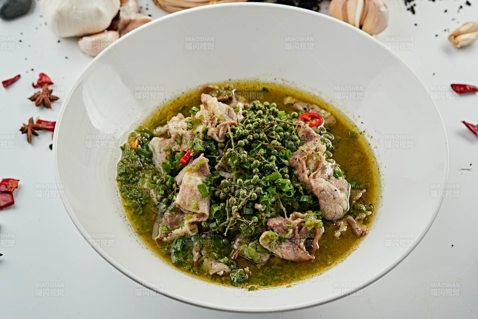 川香麻辣藤椒水煮肥牛