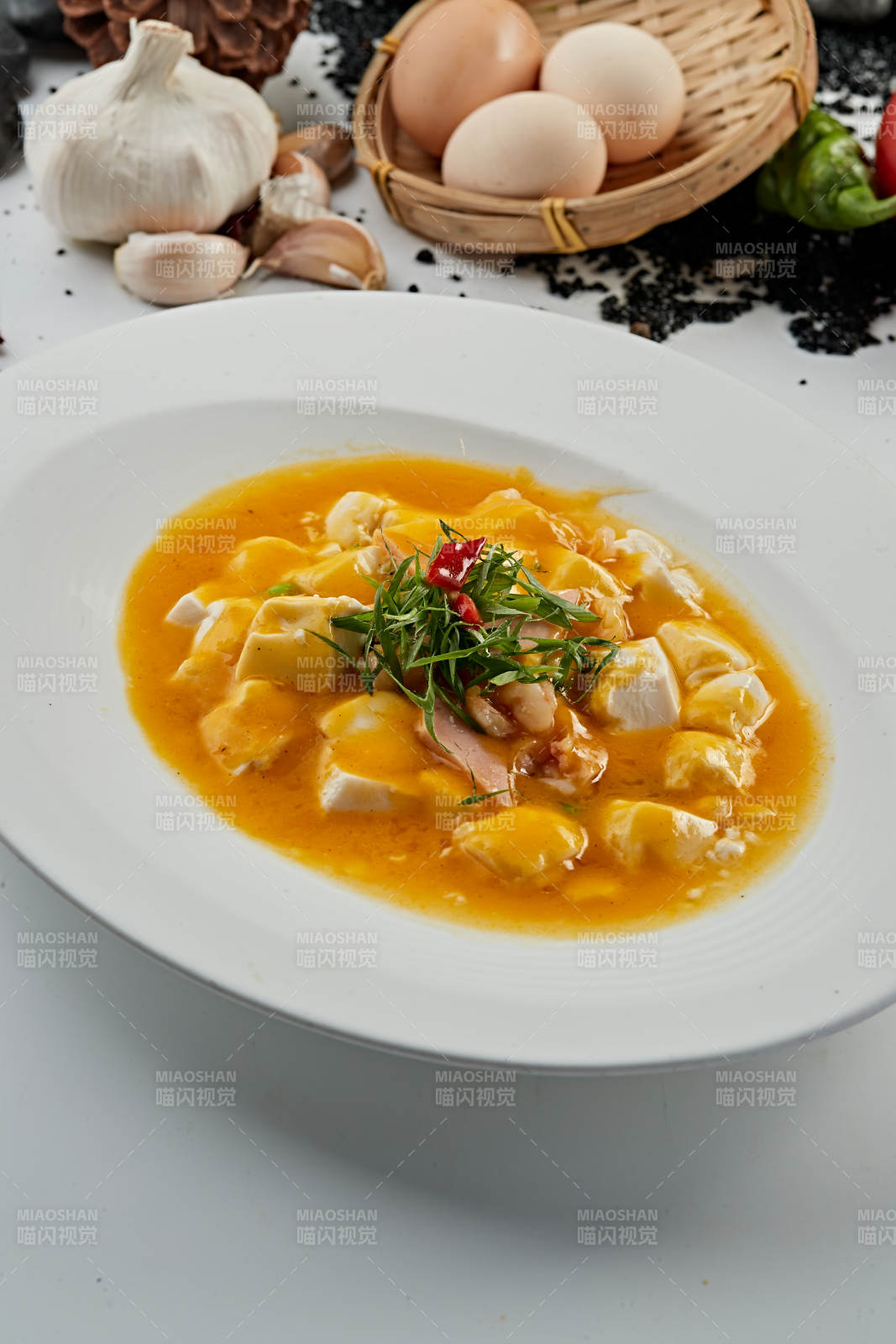 浓汤蟹黄焗日式内脂豆腐