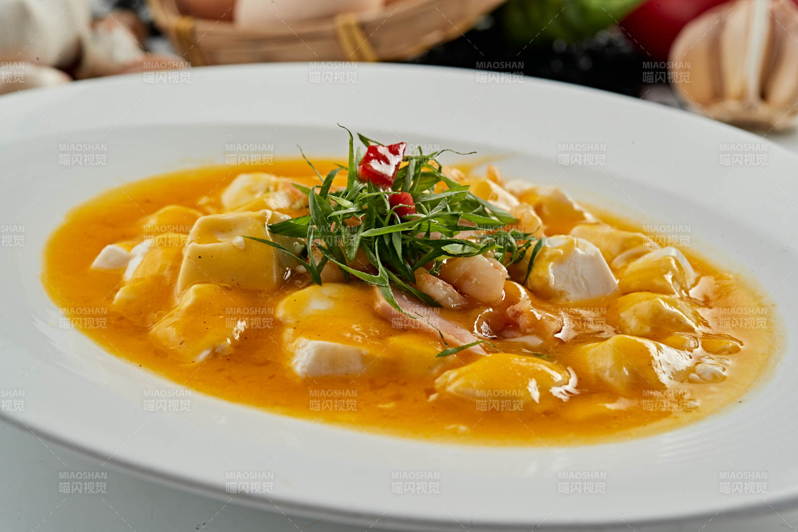 浓汤蟹黄焗日式内脂豆腐