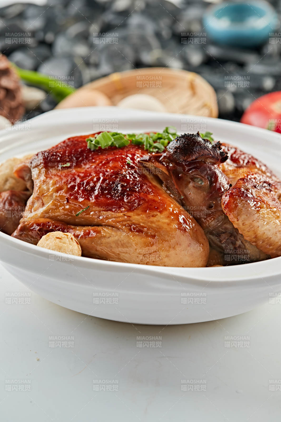 砂锅酱汁盐焗鸡