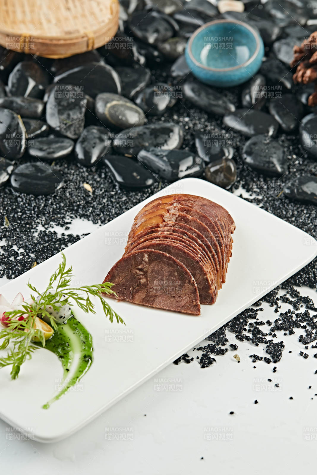 五香酱牛腱切片