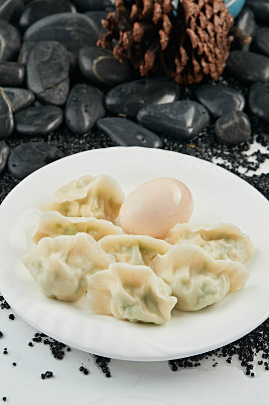 手工鸡蛋豆角素馅饺子