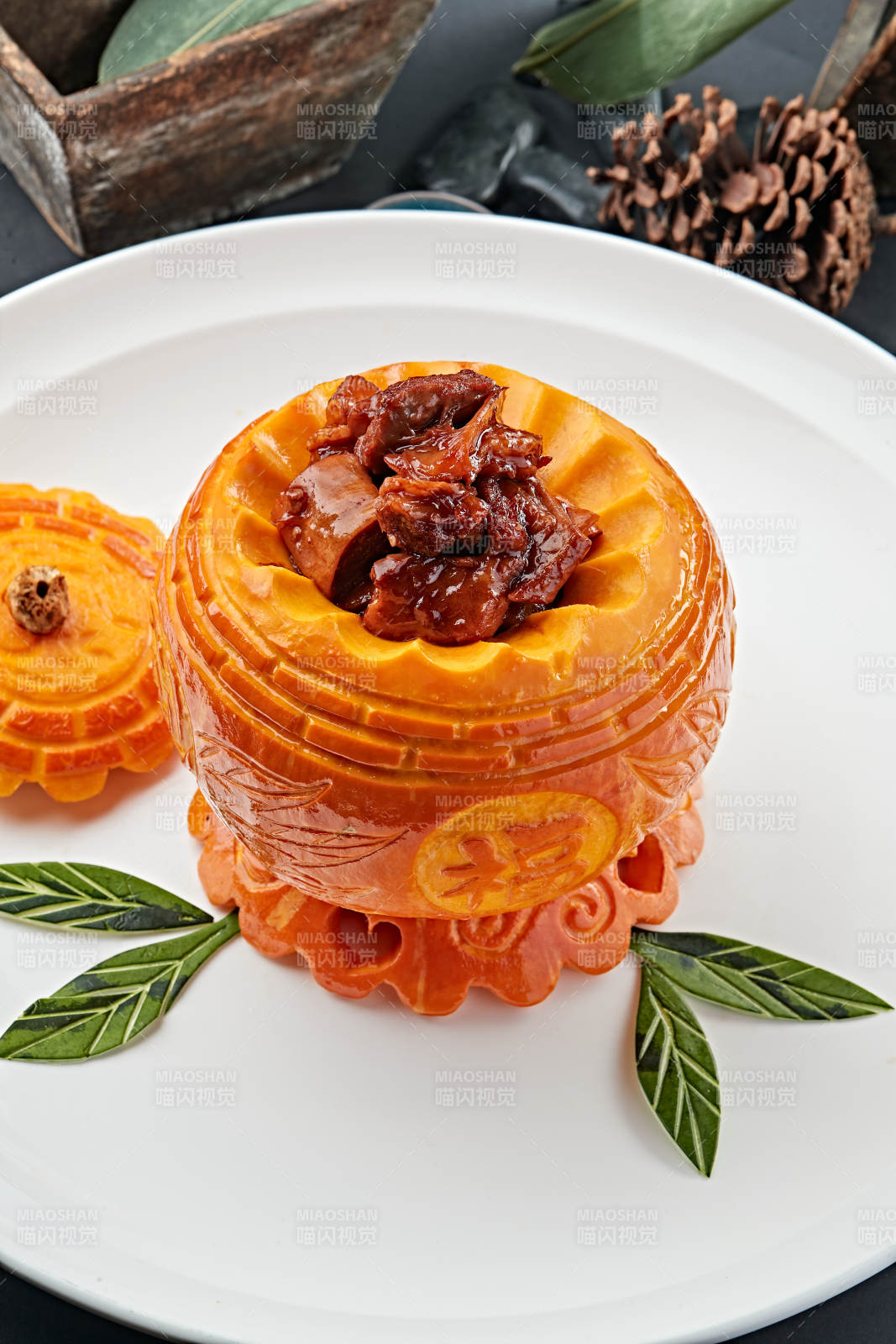 南瓜金盞紅燒鹿肉