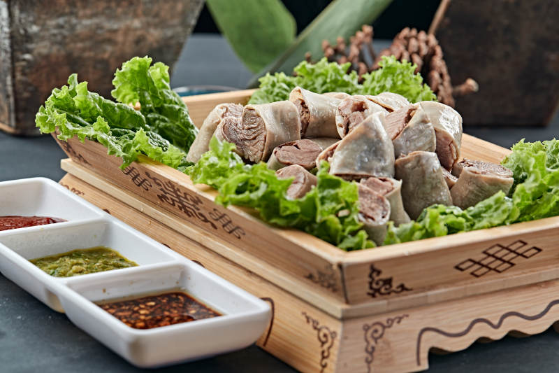 水煮传统蒙餐羊肉肠