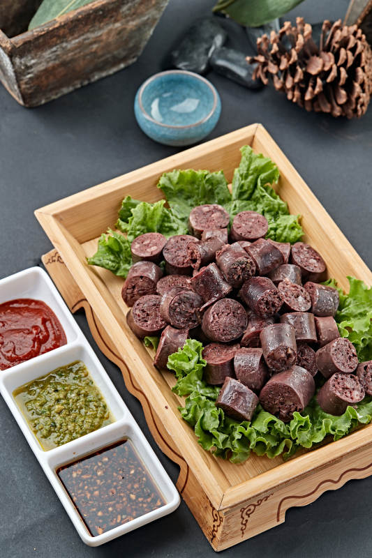 水煮蒜香羊肉血肠