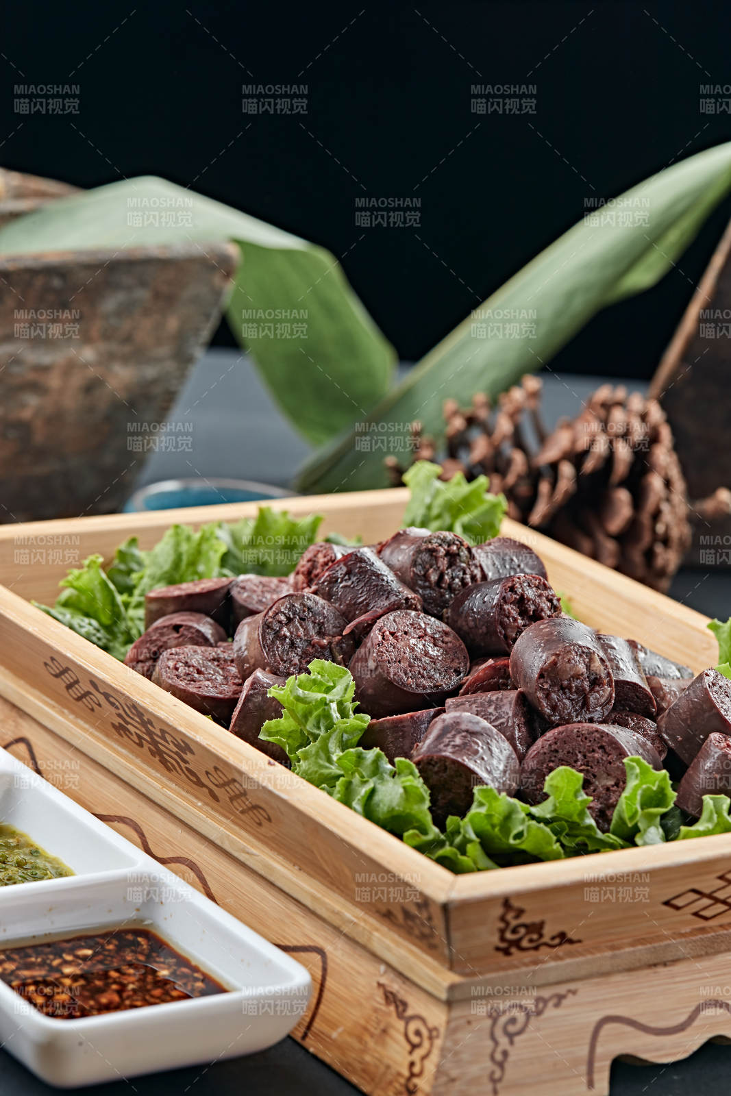 水煮蒜香羊肉血腸